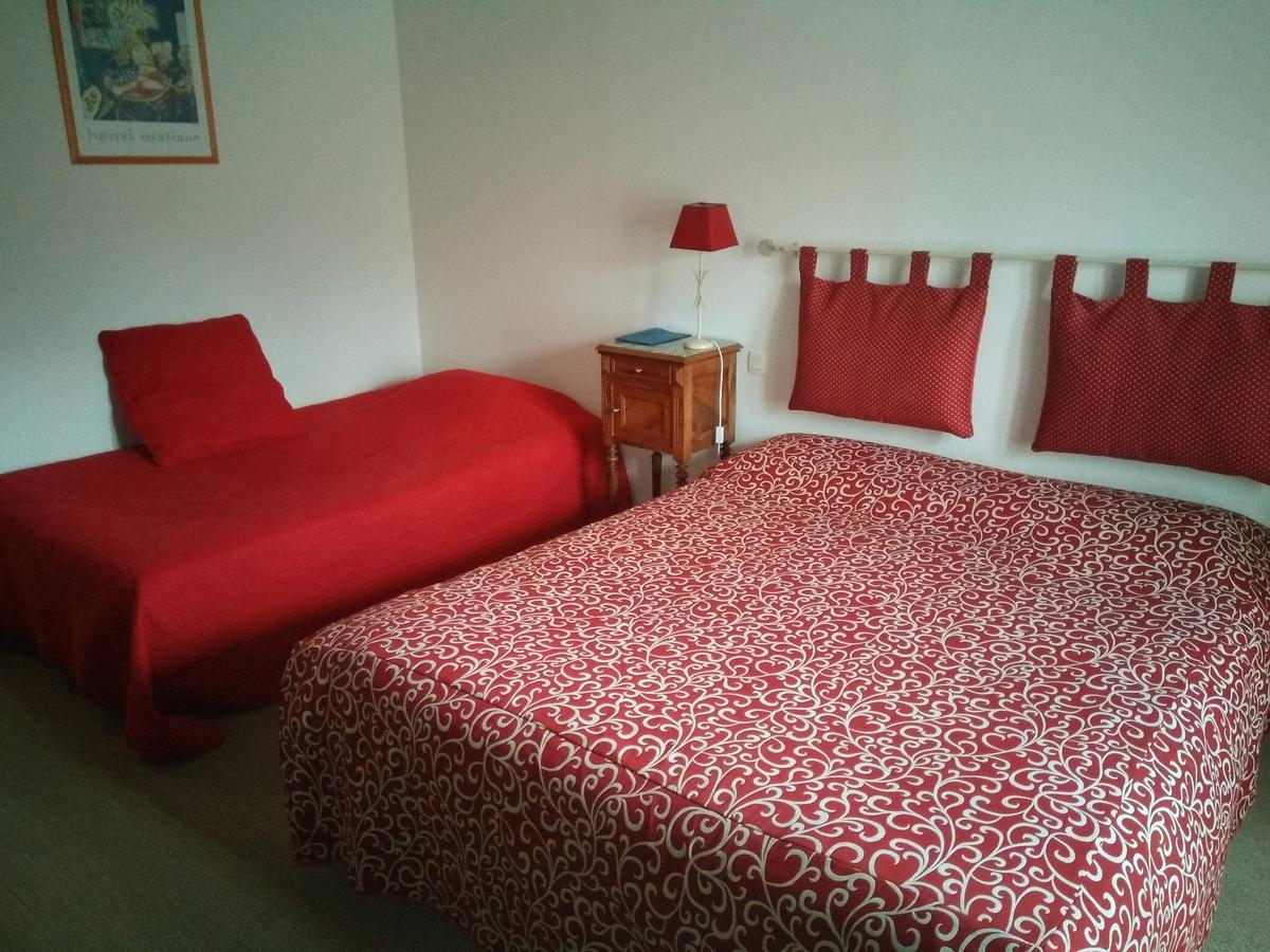 Hotel Du Donjon Aulnay  Eksteriør billede