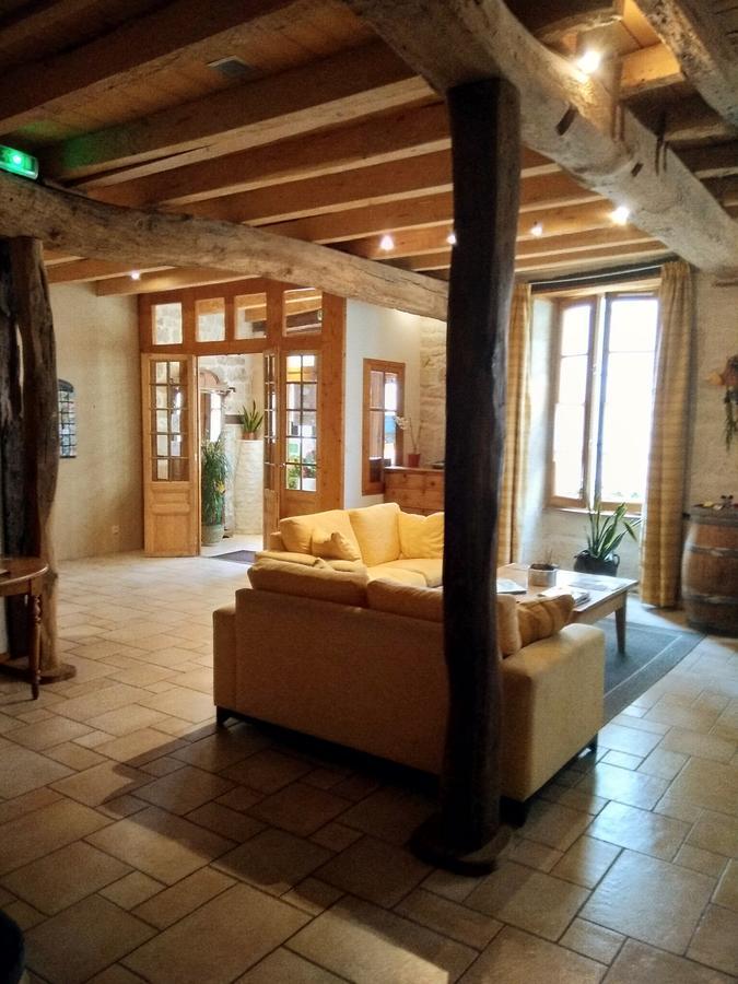 Hotel Du Donjon Aulnay  Eksteriør billede