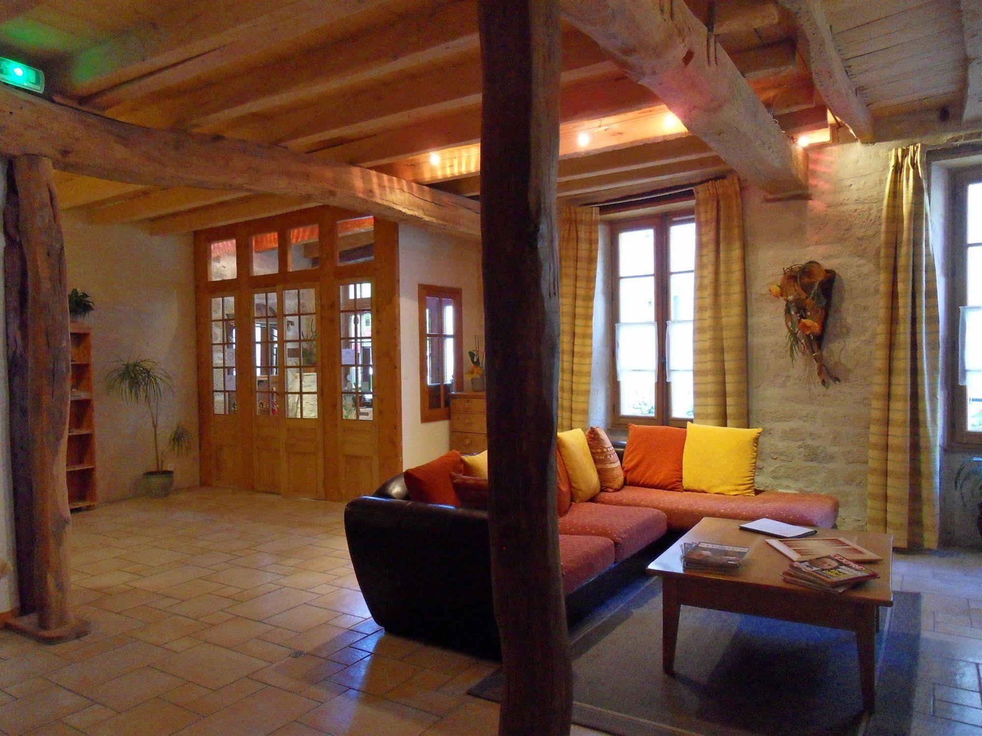 Hotel Du Donjon Aulnay  Eksteriør billede