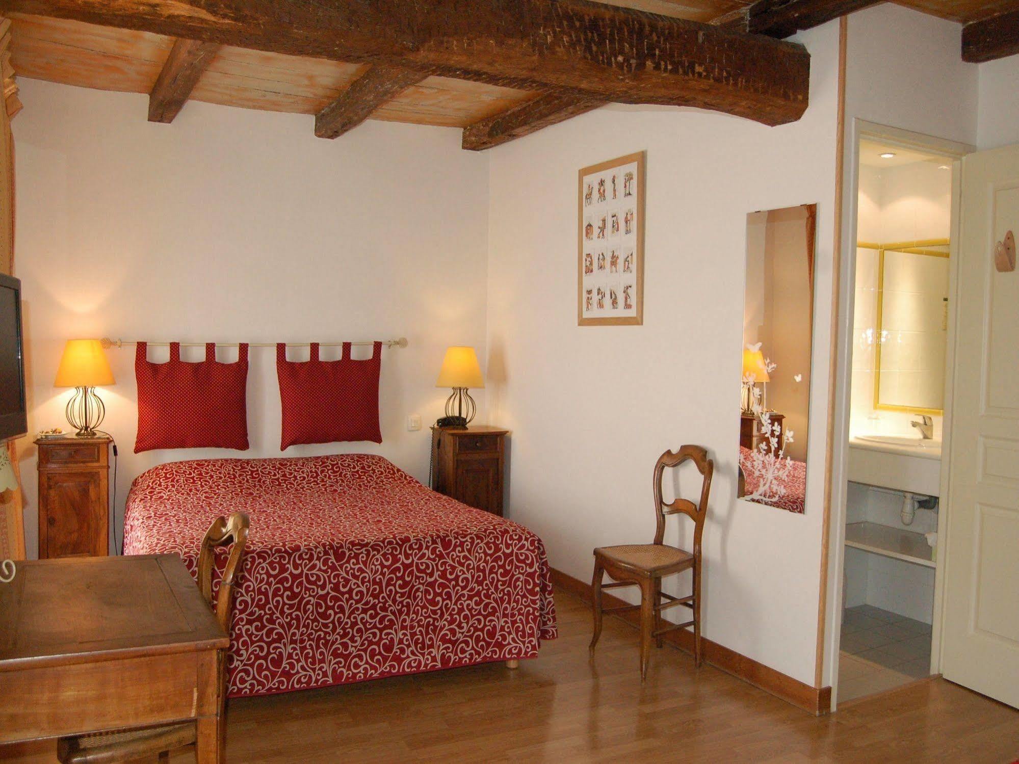 Hotel Du Donjon Aulnay  Eksteriør billede